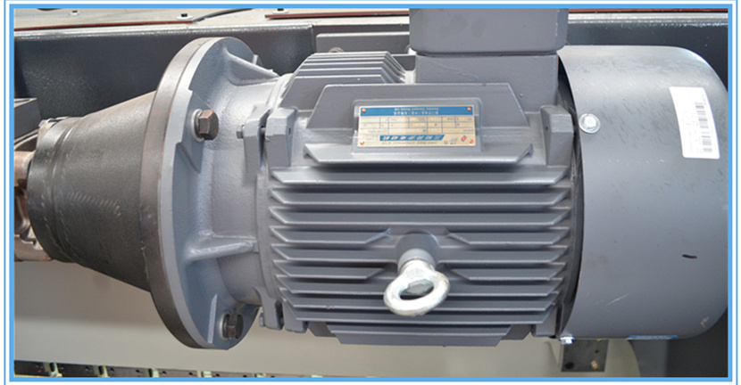 ម៉ាស៊ីនកាត់ដែកធារាសាស្ត្រ 60t Q35-16 ម៉ាស៊ីនកាត់ដែក ពត់កោង និងស្នាមរន្ធ