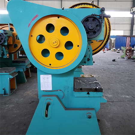 ការបោះត្រាដែក បន្ទះ 3D ធារាសាស្ត្រ ចុចធារាសាស្ត្រ 300 Tons 150 Ton Hydraulic Press